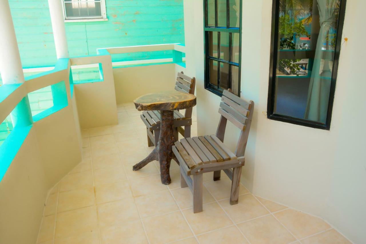 Jan'S Hotel Caye Caulker Kültér fotó